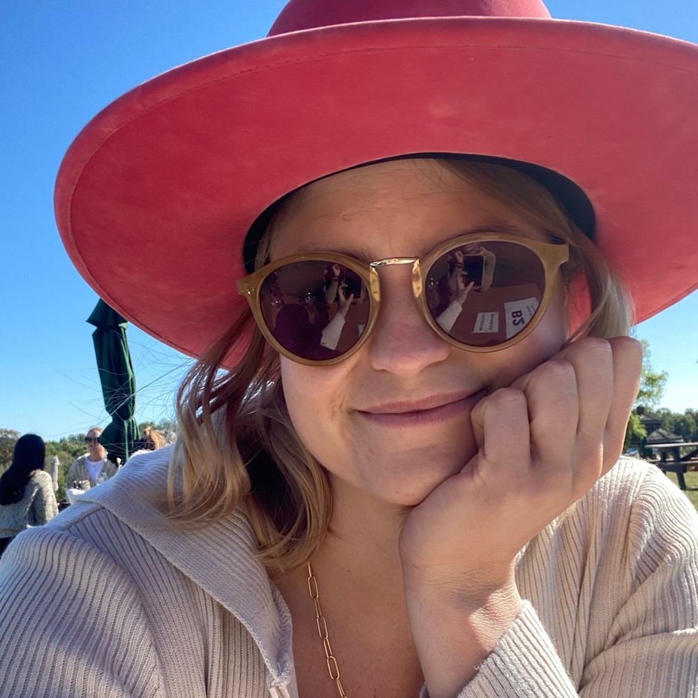 Meet your Posher, Megan